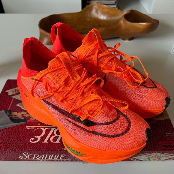 Nike Next% Alphafly 2 Size 8.5 - Picture 3 of 7